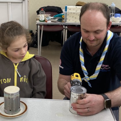 Male volunteer with Brownies